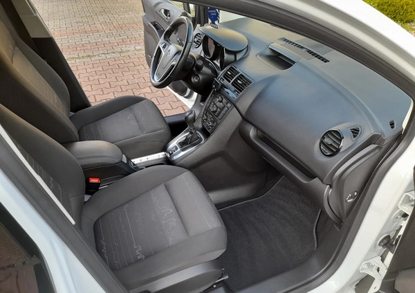 Opel Meriva cena 24000 przebieg: 193000, rok produkcji 2012 z Młynary małe 466